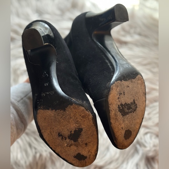 Louis Vuitton Suede Chelsea Boots - Picture 12 of 15